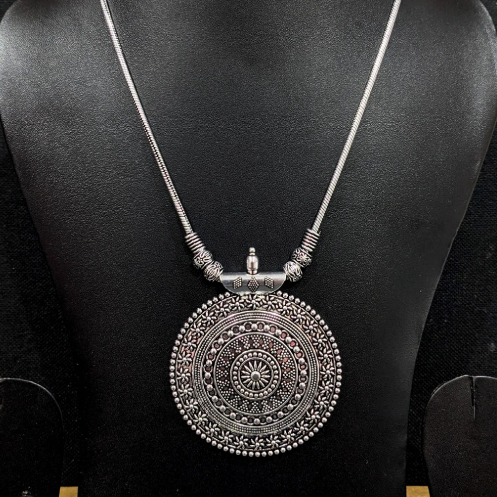Round-Pendant-Antique-A.jpg Round Style Antique Pendant Necklace For Girls - Silver Antique - Image 1